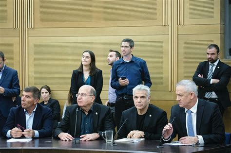 המשמעות של העמדה לדין על שוחד: בן כספית: הפטנט הישראלי שיירשם על שמו של נתניהו | מעריב