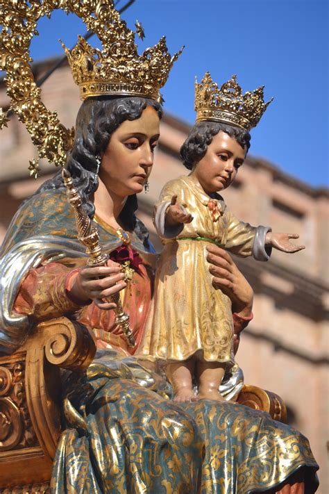 Los Ojos De Sevilla Maria Auxiliadora Triana