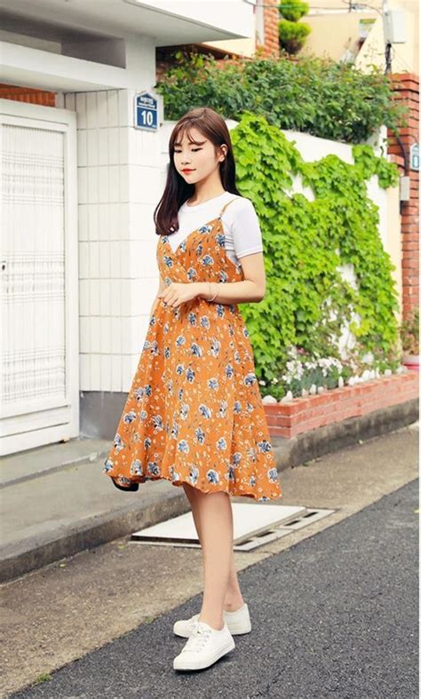 Ala Korea Ootd Pantai Non Hijab 12 Ide Ootd Floral Dress Ala Cewek