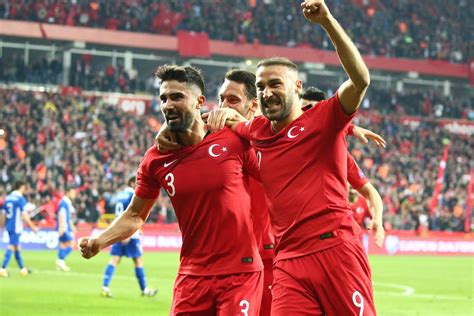 Bei der letzten euro vor fünf jahren in frankreich ist für die türkische nationalmannschaft bereits nach der. Türkei vs Frankreich: Tipp, Quote & Prognose (2019)