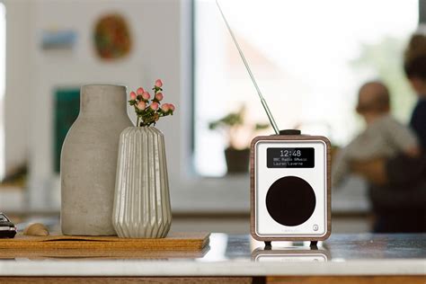 This Retro Yet Modern Minimal Radio Is Designed For The Love Of All