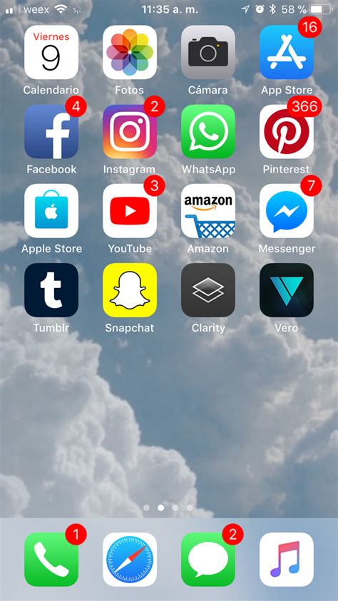 What Does Your Iphones Home Screen Look Like Submit Yours Ios App