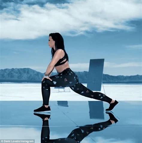 Demi Lovato Showcases Her Physique In Fabletics Campaign Daily Mail Online
