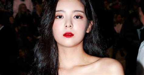 Crazy Rich Korean Celebrities Kpop Idol Celebrity News Asian Vibes Female