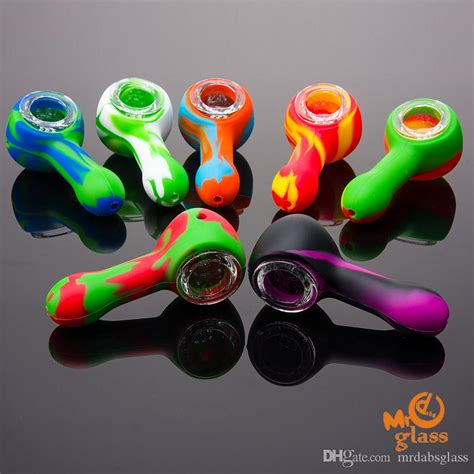 2019 Silicone Smoking Pipes Small Size 81mm Length Silicone Hand Pipe