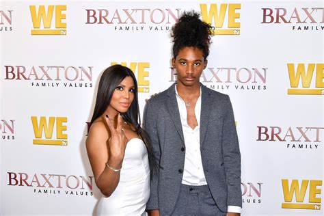Toni Braxtons Sons Denim And Diezel Are Much Taller Than Her In New Pics