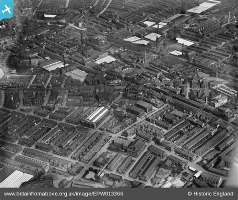 Epw013366 England 1925 The Town Centre Nelson 1925 Britain From