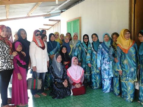 Sedangkan jika yang meninggal ibunya, anak tersebut disebut piatu. Lawatan Amal Ke Rumah Anak Yatim Kampung Langsat Ranau ...