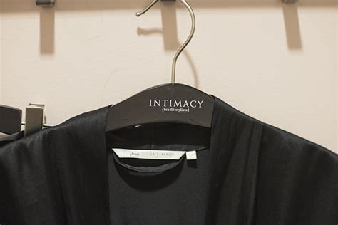 The Scoop Intimacy Bra Fit Stylists Blushing Black