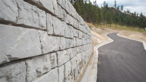 Gravity Retaining Wall Magnumstone Glacier Precast Concrete