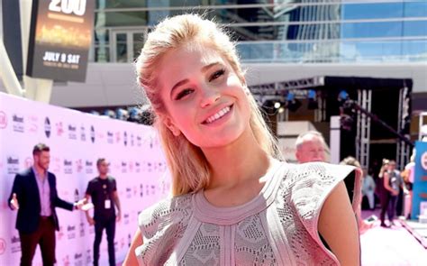 Последние твиты от darren barnet (@darren_barnet). Biographicsworld : quick and fun guide to celebrities ...