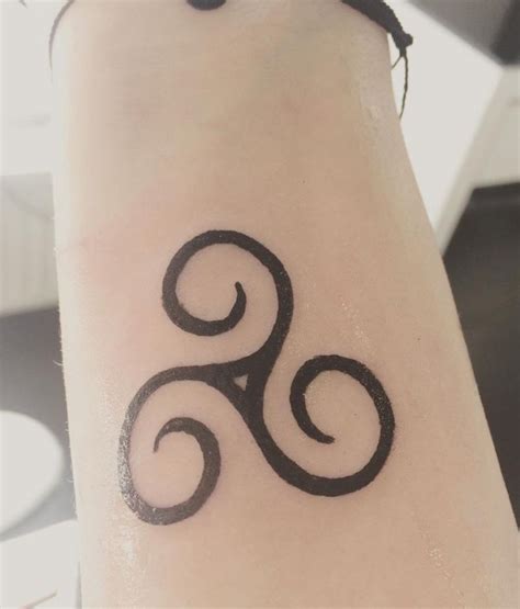 30 Pretty Triskelion Tattoos You Will Love Style Vp Page 23