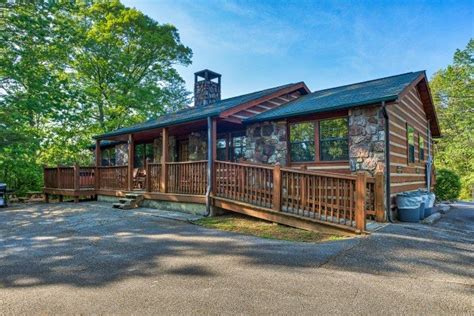 Check spelling or type a new query. Patriot Pointe - A Pigeon Forge Cabin Rental