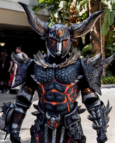 Pin By Kemp Out On Cosplay Monster Hunter Cosplay Monster Hunter