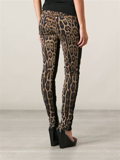roberto cavalli denim leopard print skinny jeans in natural lyst
