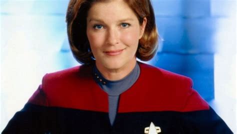 Star Trek Prodigy Casts Kate Mulgrew As Captain Janeway Den Of Geek