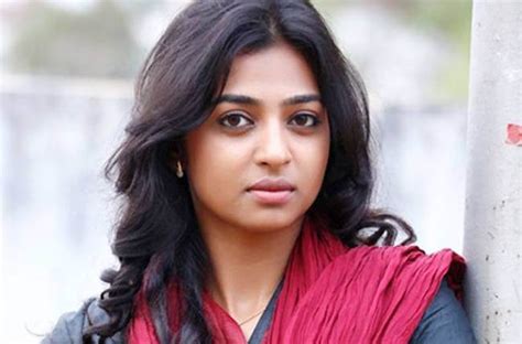 She works predominantly in hindi films, and has appeared in a few tamil, marathi, telugu, bengali, and en. Radhika Apte Biography, Age, Weight, Height, Friend, Like, Affairs, Favourite, Birthdate & Other ...