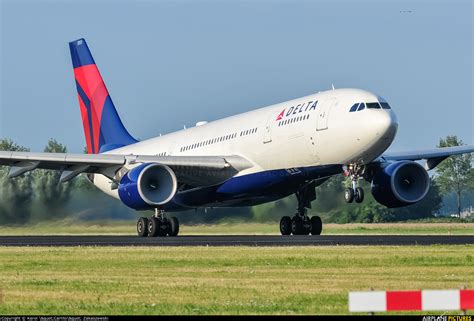 N851nw Delta Air Lines Airbus A330 200 At Amsterdam Schiphol