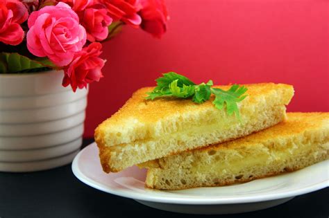 Watch the video explanation about cheesy veg sandwich recipe | cheese sandwich online, article, story, explanation, suggestion, youtube. How to Make a Grilled Cheese Sandwich on a Griddle: 6 Steps