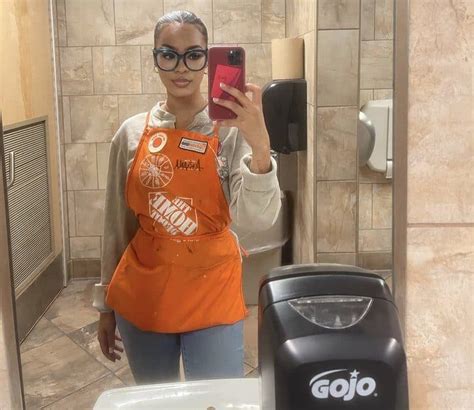 Home Depot Girl Doxed And Harassed I Had To Quit My Job