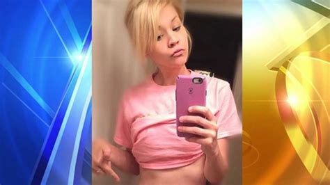 Mother Of 4 Posts Unedited Selfie After Hearing She Has ‘perfect Body