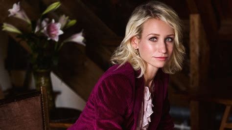 We did not find results for: Dionne Stax is de nieuwe Televizier-presentator, blijkt ...