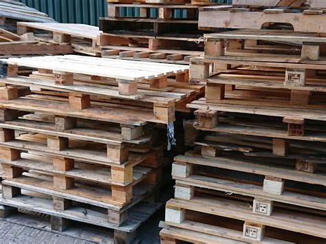 Free Wooden Pallets Available In Sherborne Uk 1001 Pallets