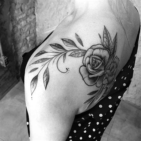 21 Rose Shoulder Tattoo Ideas For Women Page 2 Of 2 Stayglam Rose