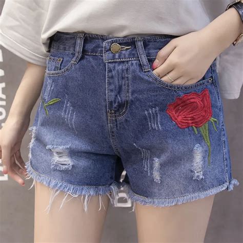 2018 New Hot Womens Jeans High Waist Stretch Denim Shorts Sexy Slim Flower Embroidery Jeans