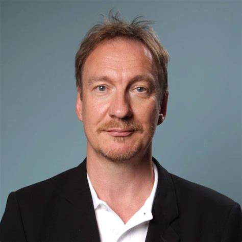 Joe morton, lisa loven kongsli, ingvar eggert sigurðsson, david thewlis,. David Thewlis Biography | Career | Net Worth 2020 | Wife ...