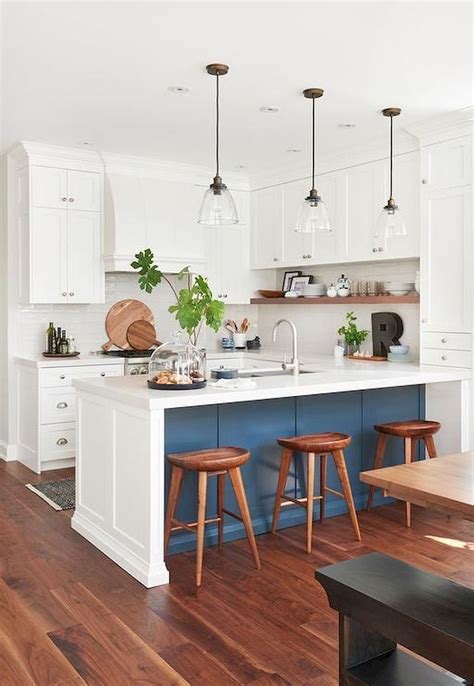 From reclaimed wood to timeless antiques, there are countless ways to amp up your kitchen's country style. 40 Best Modern Farmhouse Kitchen Decor Ideas And Design ...