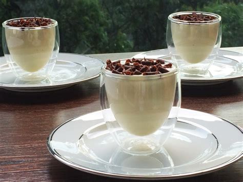 Asse em forno médio (180ºc) preaquecido por cerca de 10 minutos. Mousse de chocolate branco | Chocólatras Online