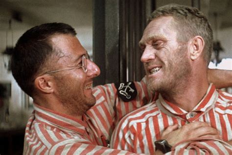 Papillon is a 2017 biographical drama film directed by michael noer. Papillon (1973): tutte le curiosità sulla vera storia che ...