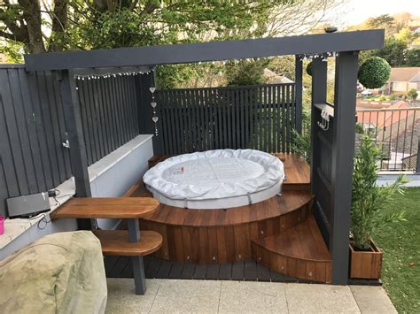 Cheap gardening containers are easy to find with a few helpful tips, and they can be used for a variety of garden projects. Modern pergola with lazy spa hot tub and insulated iroko ...