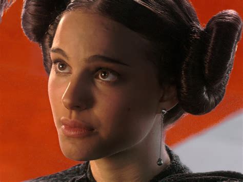 Star Wars Fit For A Queen Padmes ‘leia Buns Cloak Screenshots And