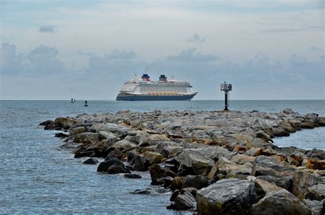 Disney Fantasy Cruise Ship 19 Chris Gent Flickr