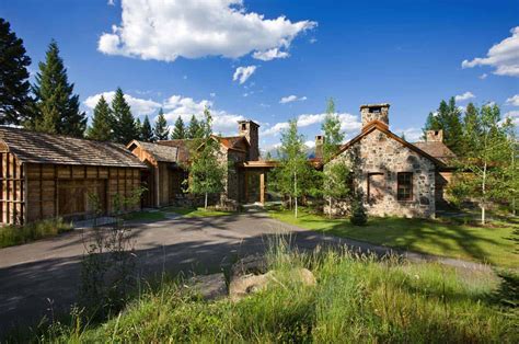 A homestead in Montana blends rustic and modern details