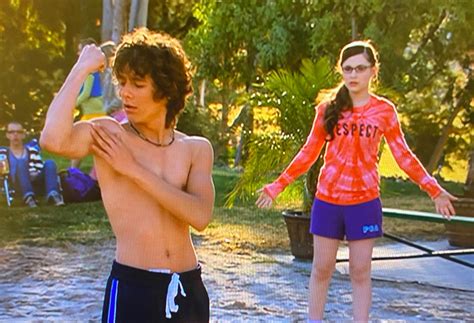Logan And Quinn Playing Volleyball Zoey Logan Reese Blonde Guys