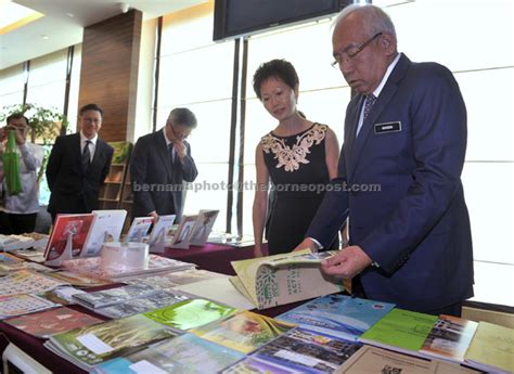 Maybe you would like to learn more about one of these? Kerajaan sasar 100 peratus buku teks guna kertas kitar ...