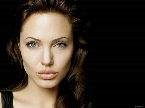Angelina Jolie Hot Expression Pics Wallpaper Hd Celeb Vrogue Co