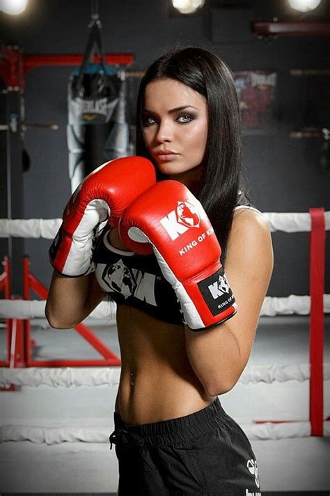 Pin By Astra On Sexy Boxing Women Boxing Boxing Girl Sexy Sports Girls