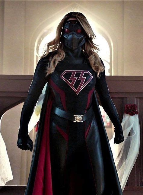 Overgirl Kara Zor El Earth X In Supergirl Melissa Supergirl Supergirl Dc