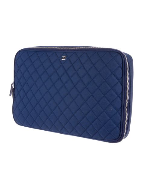 Chanel Quilted Laptop Case Accessories Cha159954 The Realreal