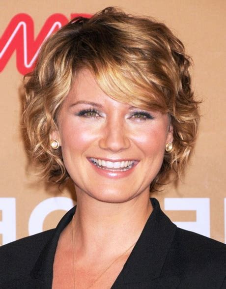 Wavy hair by nature can be seen with more movement than straight hair. Short haircuts for women over 50 with wavy hair