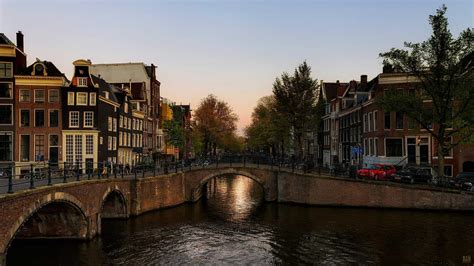 Статьи по теме нидерланды (голландия): Государство Нидерланды: столица, флаг, где побывать