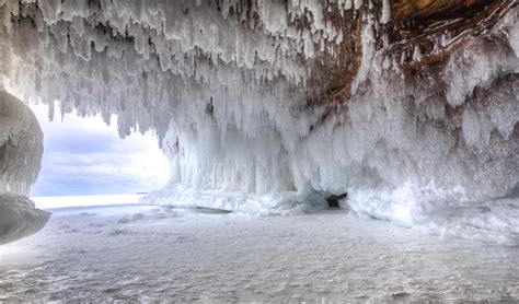 Apostle Island Frozen Sea Cave Natural Wonders The Wonders Beautiful