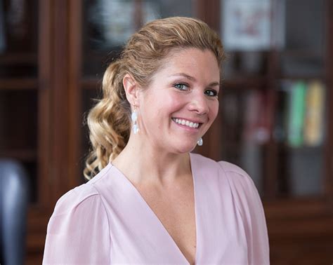Sophie, 40, and justin, 43, both of them bilingual in english and french, have known each other since they were. Sophie Grégoire Trudeau ★ Wife of Justin Trudeau, Covid-19 ...