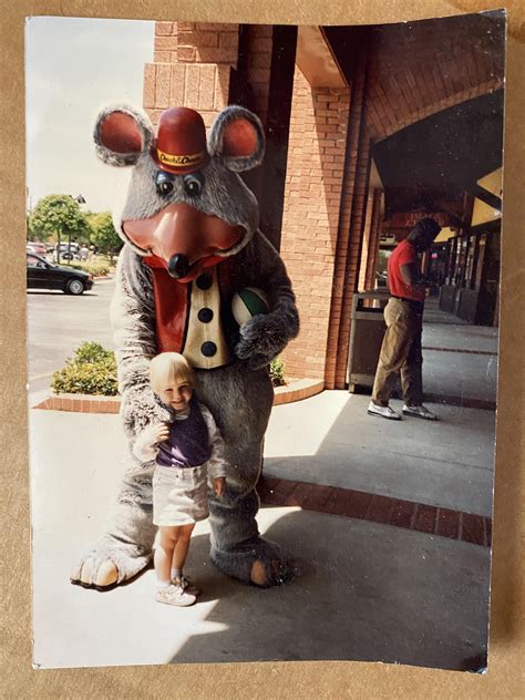 90s Chuck E Cheese And Me Oldschoolcool