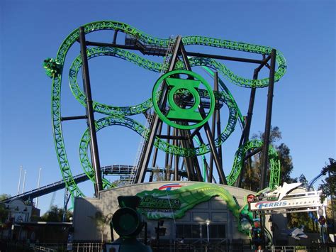 Movie world theme park tickets. Rollercoasters Best Rides on the Gold Coast | Mi Gold Coast