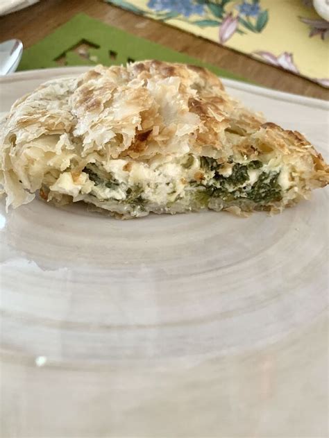 Puff Pastry Spanakopita Recipe Delicious And Easy To Make Foodtalk